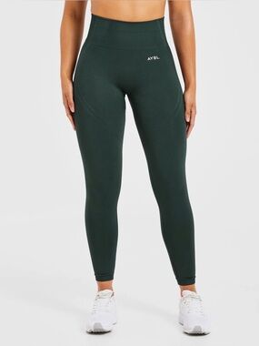 AYBL BALANCE V3 SEAMLESS LEGGINGS
Dark GreenSize M